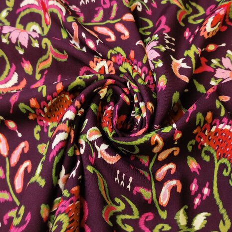 Viscose - Aubergine met gotische bloem