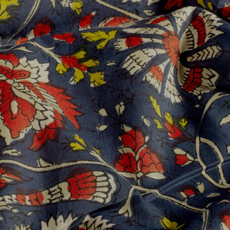 Katoen - Batik grote rode bloem marine