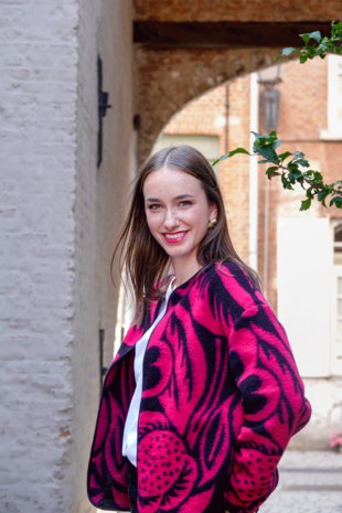 Mantelstof - Black and fuchsia flower wool