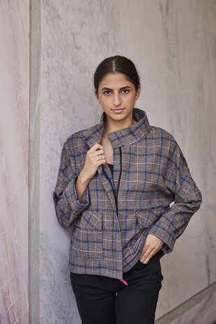 coupon 135 /Damesstof - Dark checked jupe