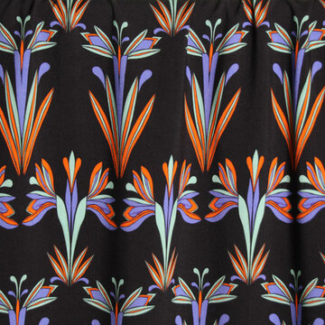 Coupon 220/ Viscose - Donkerblauw met artdeco bloem jupe
